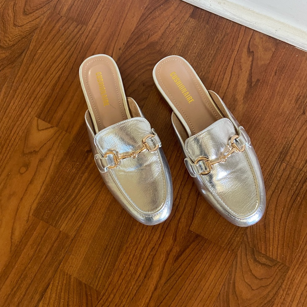 Cushionaire silver mules gold metal bit